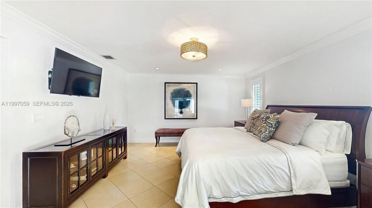 8860 SW 155th Ter , Palmetto Bay, FL 33157 Photo