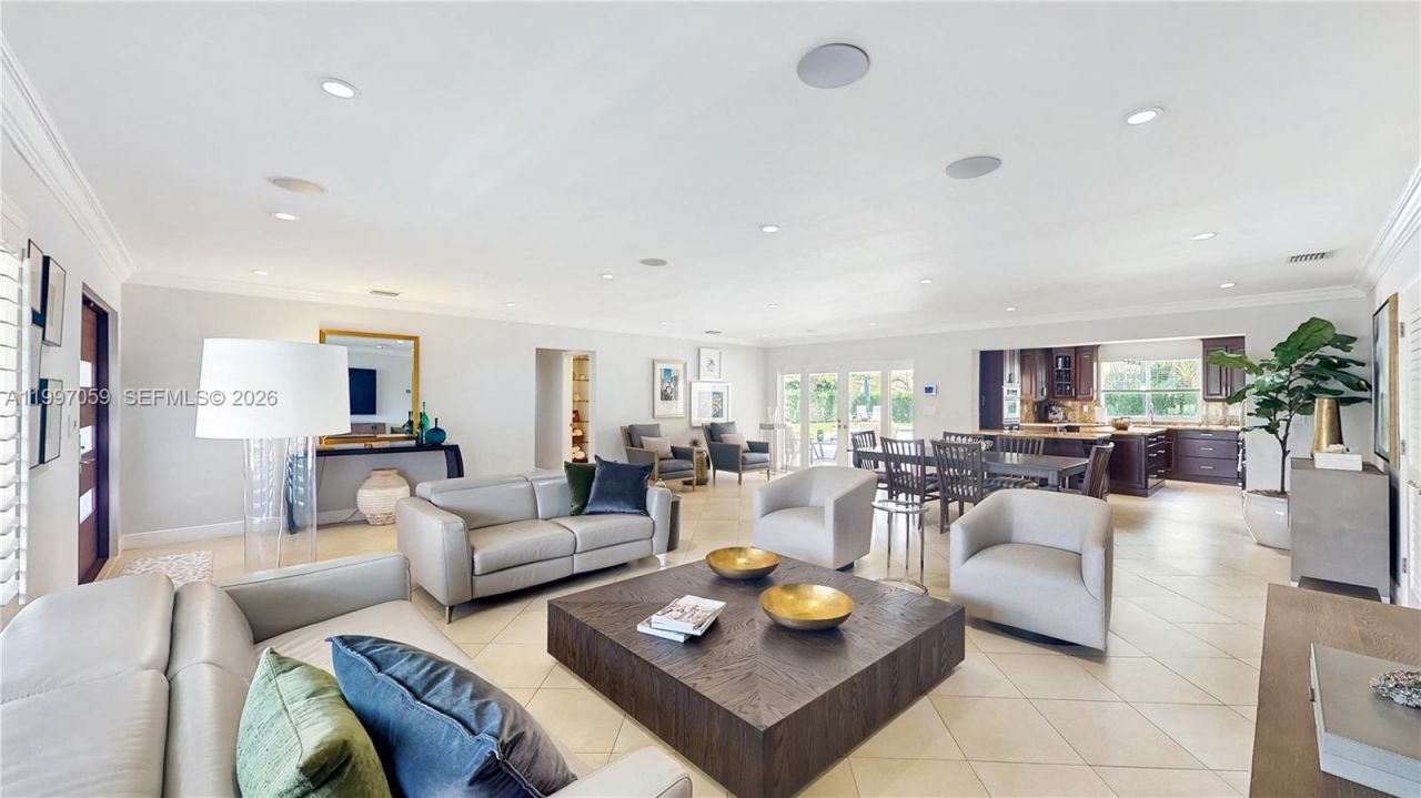 8860 SW 155th Ter , Palmetto Bay, FL 33157 Photo