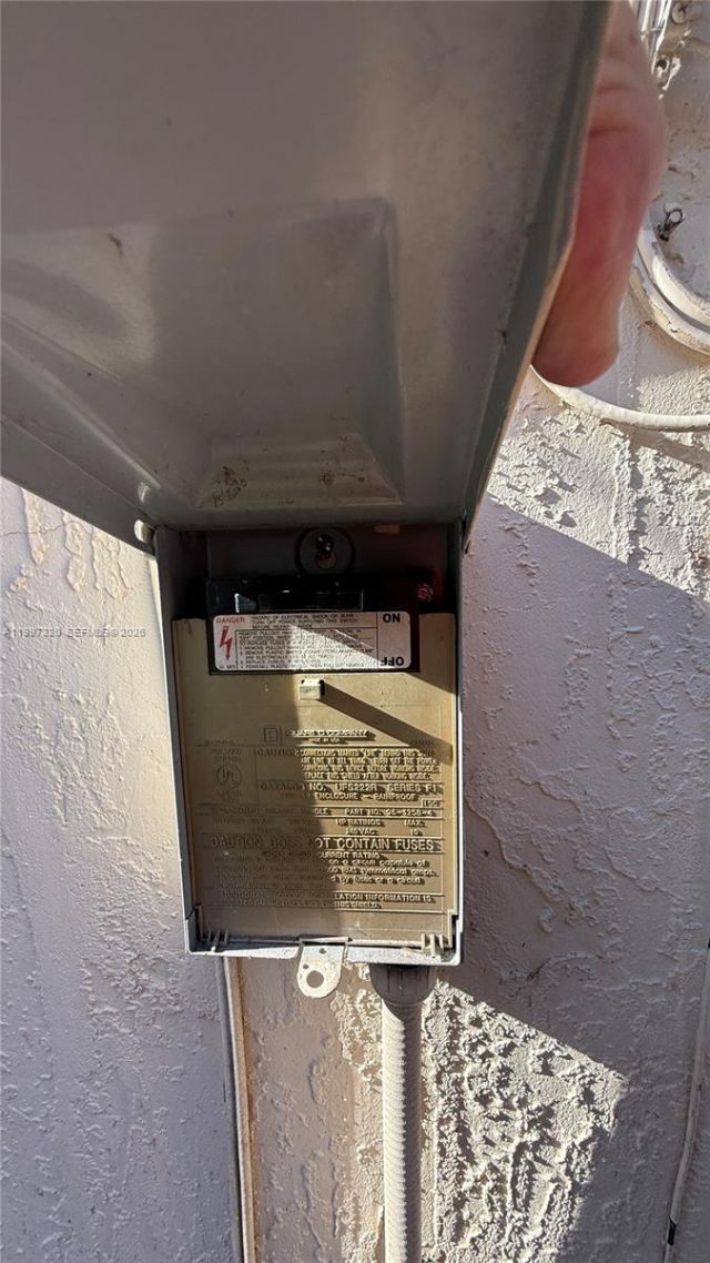 2262 NW 171st Ter, Pembroke Pines, FL 33028 Photo