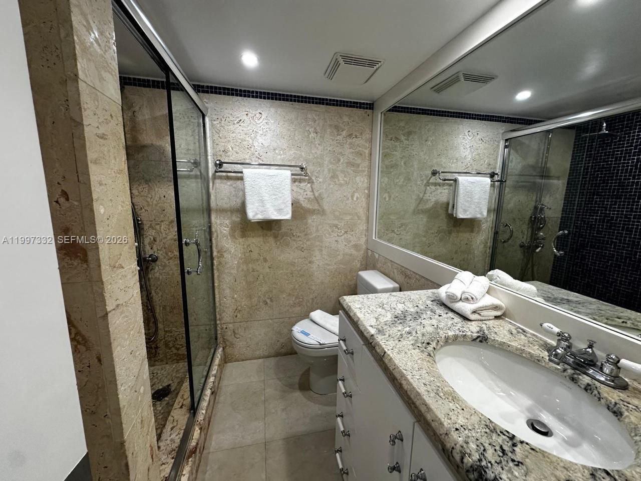 5225 Collins Ave, Unit 614, Miami Beach, FL 33140 Photo