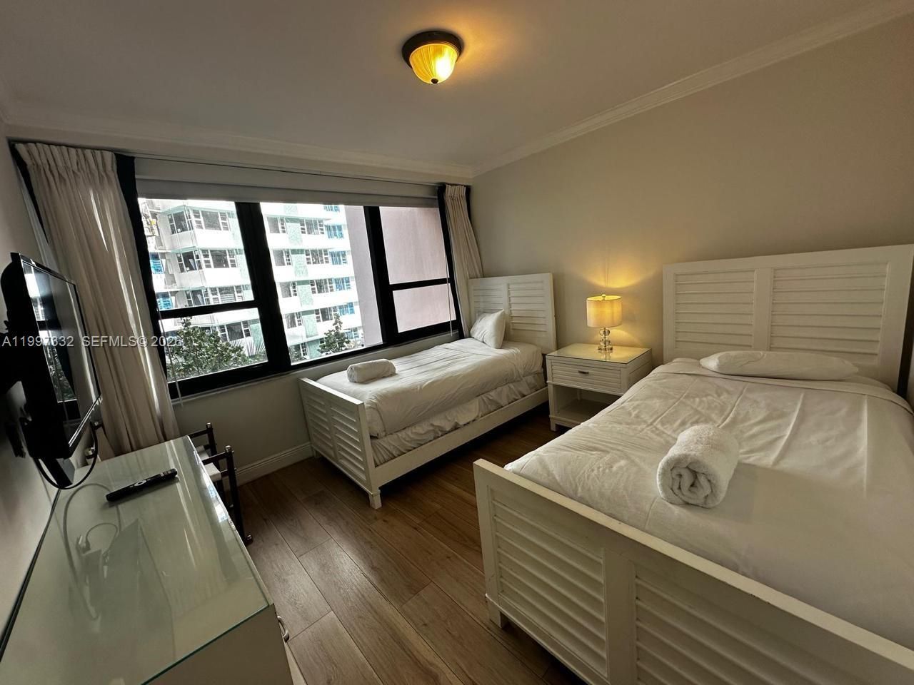5225 Collins Ave, Unit 614, Miami Beach, FL 33140 Photo