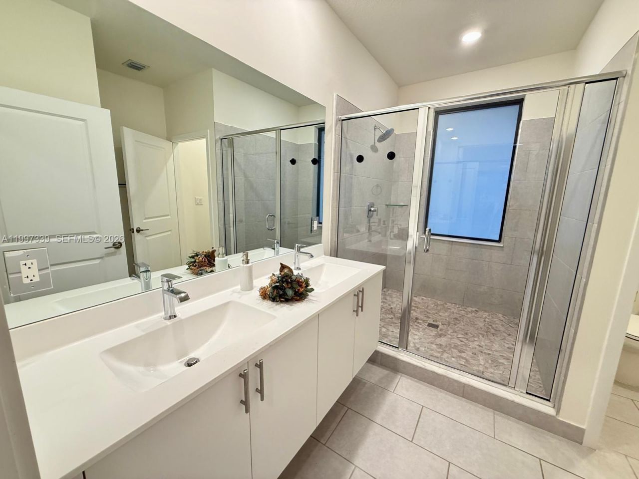8001 NW 41st St, Unit F-305, Doral, FL 33166 Photo