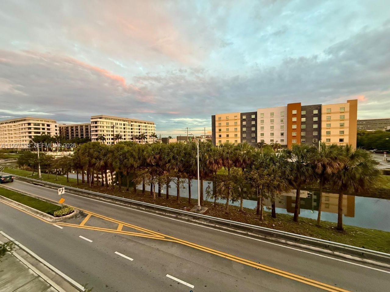 8001 NW 41st St, Unit F-305, Doral, FL 33166 Photo