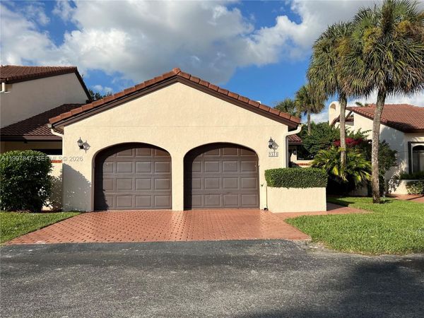 9331 NW 48th Doral Ter, Doral, FL 33178