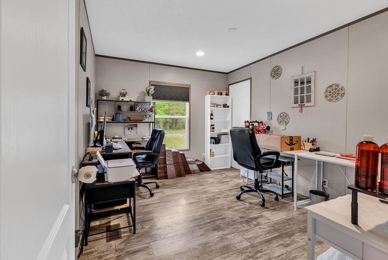286 Samuel Rd. Photo 18