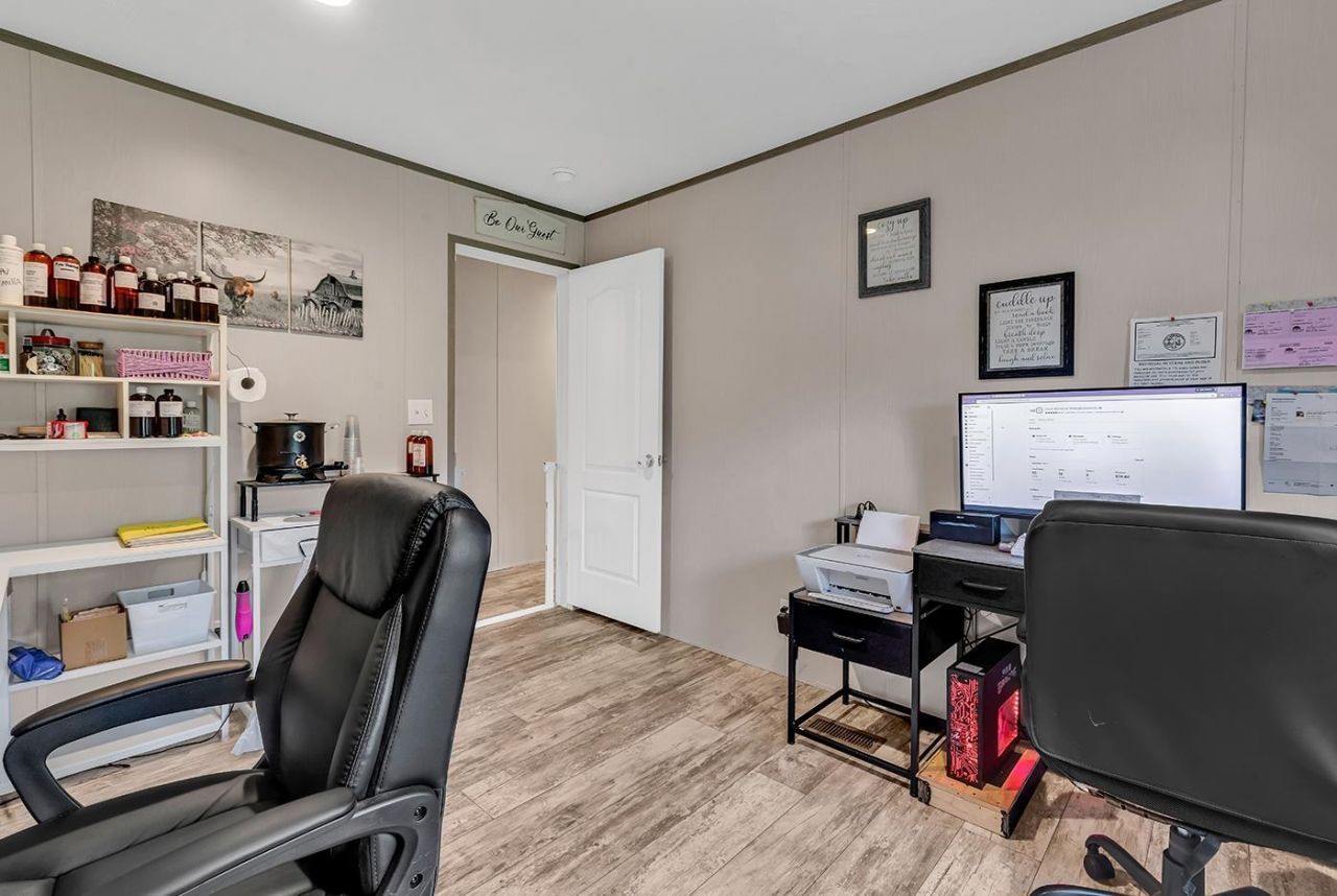 286 Samuel Rd. Photo 19