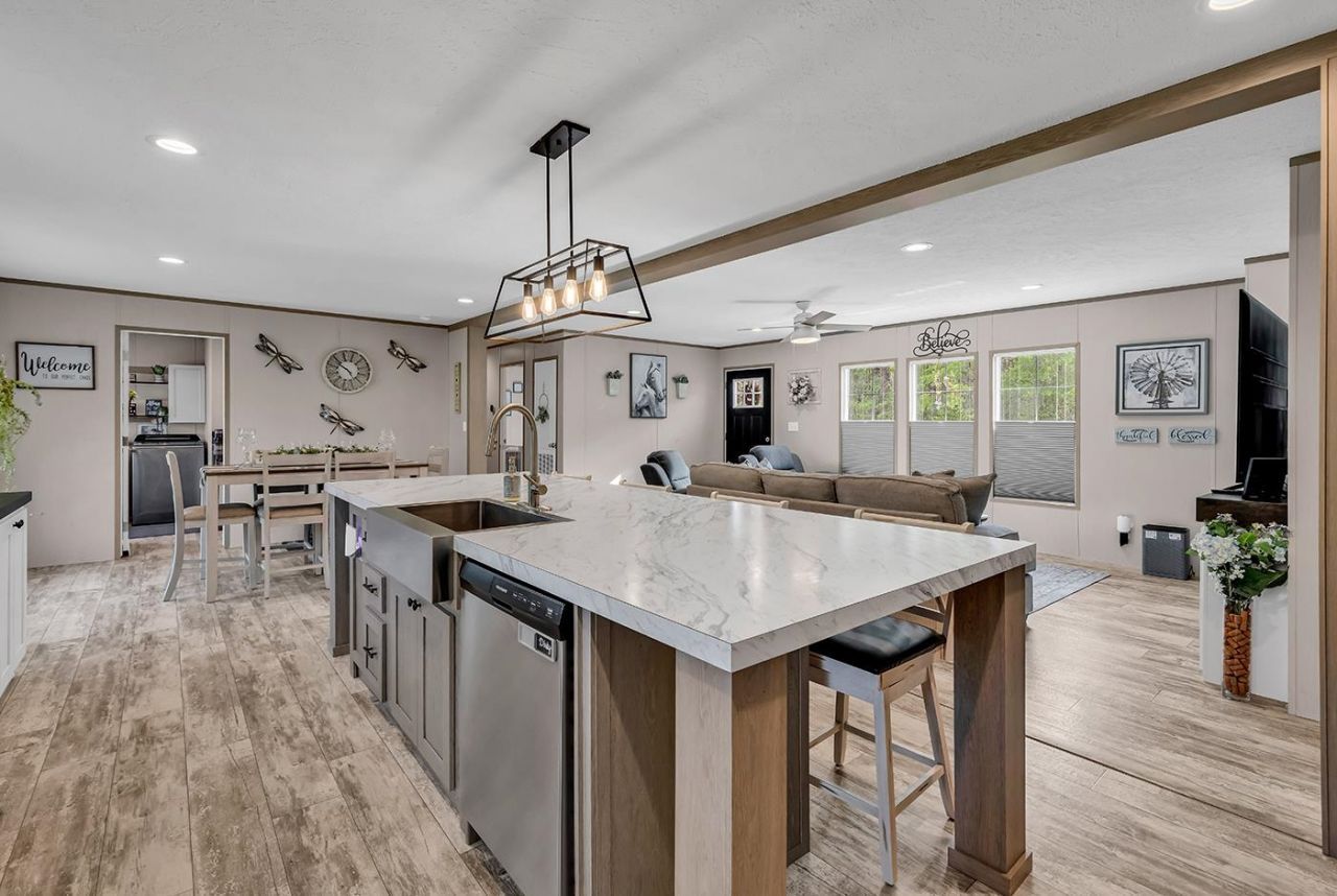286 Samuel Rd. Photo 8