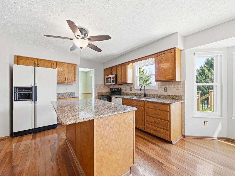 1434 River Trail Drive, Grove City, OH 43123 Photo 12