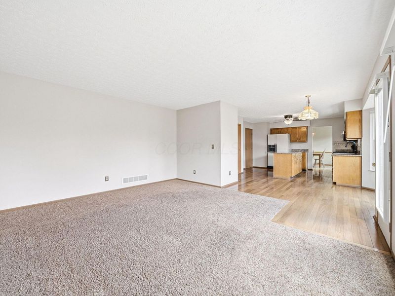 1434 River Trail Drive, Grove City, OH 43123 Photo 17