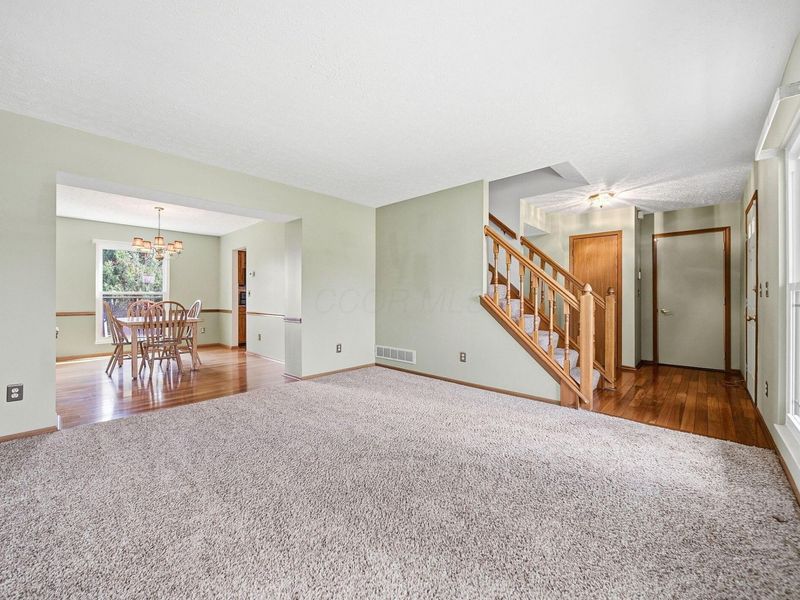 1434 River Trail Drive, Grove City, OH 43123 Photo 5