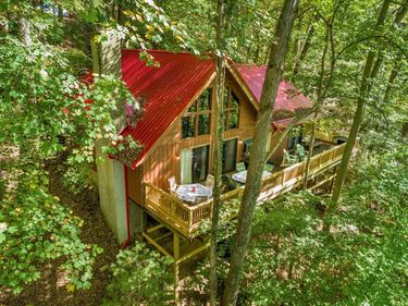 721 Natchez Lane, Hide A Way Hills, OH 43107