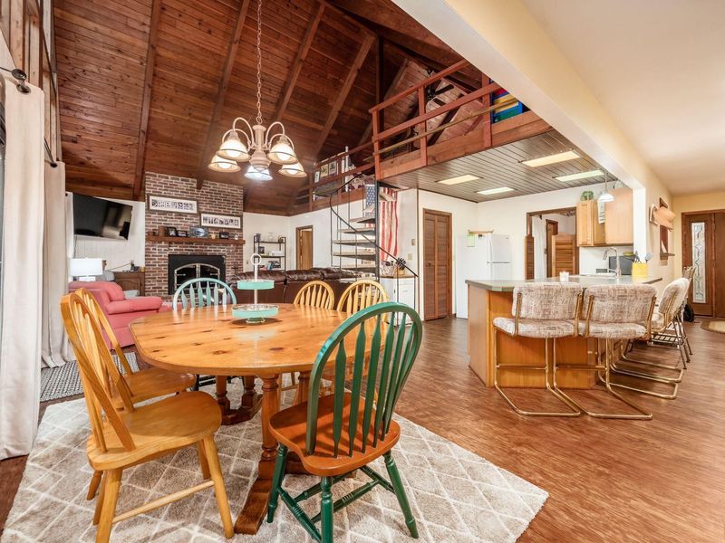 721 Natchez Lane, Hideaway Hills, OH 43107 Photo 11