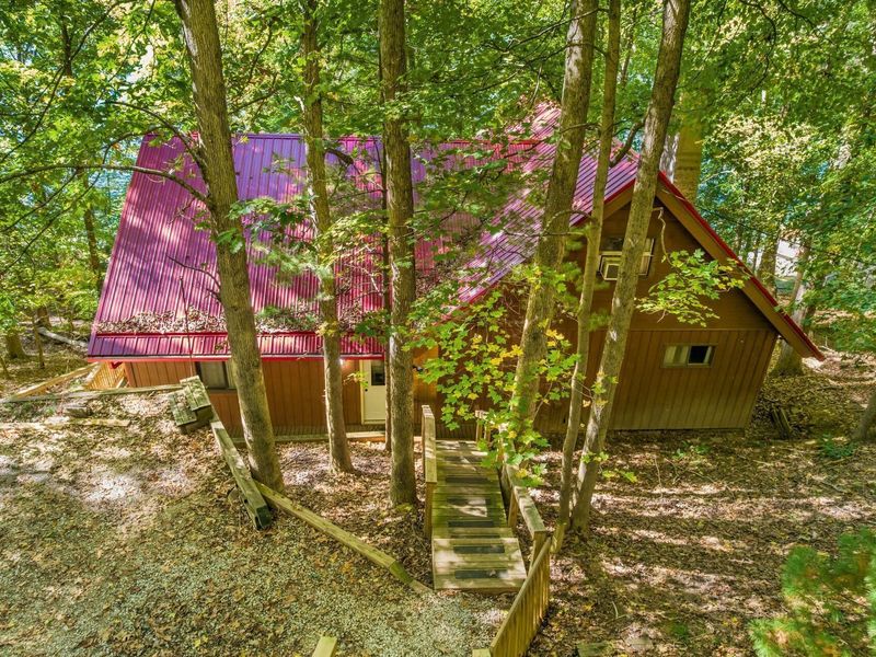 721 Natchez Lane, Hideaway Hills, OH 43107 Photo 4