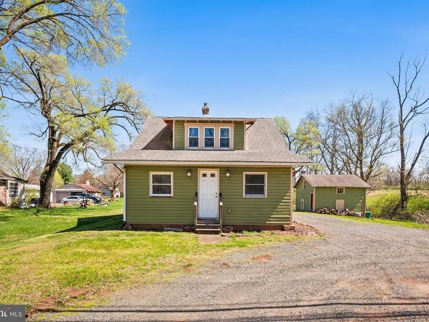 1356 S Hanover Street, Pottstown, PA 19465 Main Photo