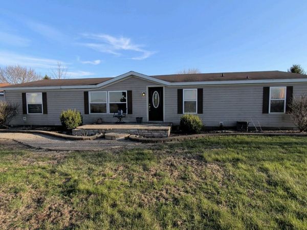 7348 W Division Line Road, Delphi, IN 46923