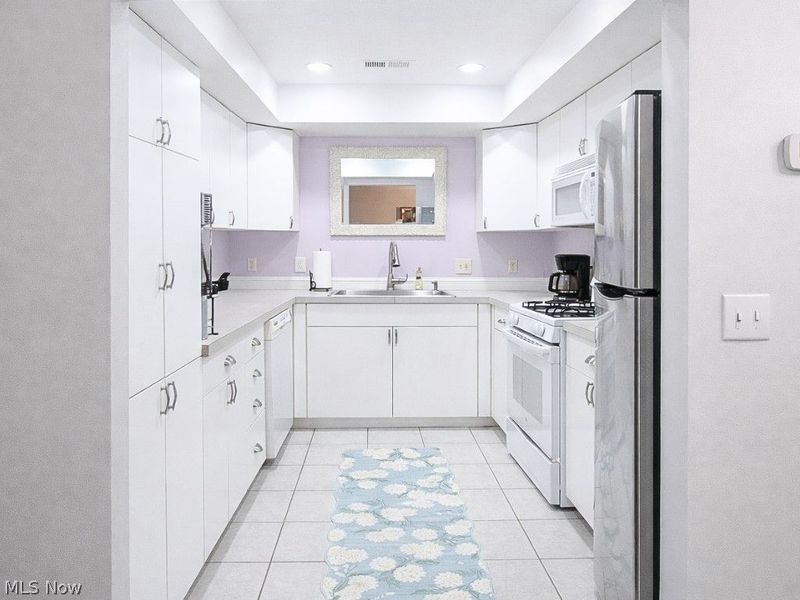 658 2nd Street, Unit 4, Fairport Harbor, OH 44077 Photo 12