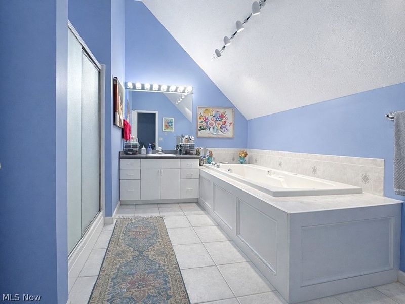 658 2nd Street, Unit 4, Fairport Harbor, OH 44077 Photo 22