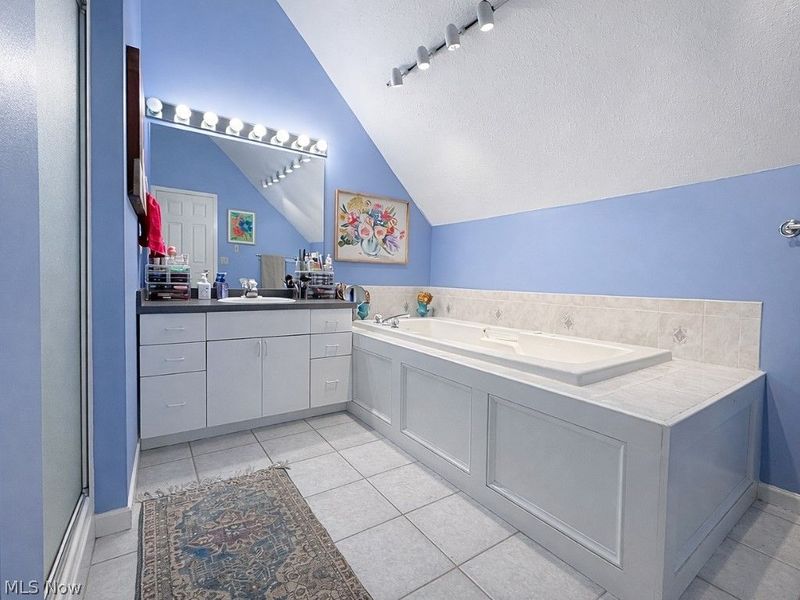 658 2nd Street, Unit 4, Fairport Harbor, OH 44077 Photo 23