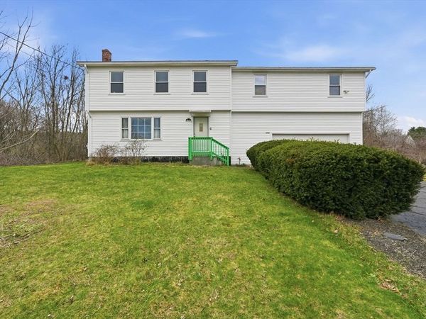 1731 S East Street, Amherst, MA 01002