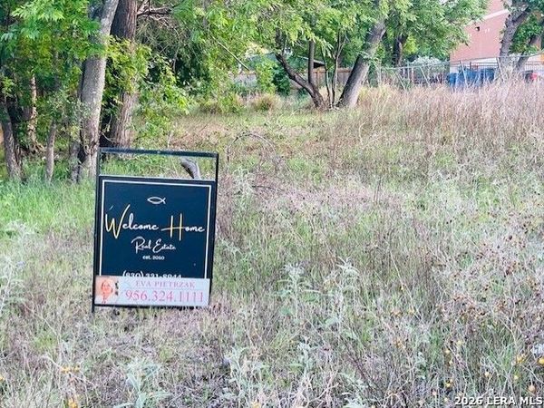 114 STELLA ST, San Antonio, TX 78203