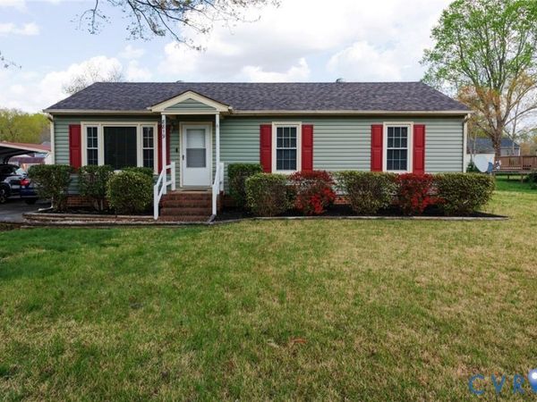 8819 Leafycreek Drive, North Chesterfield, VA 23237