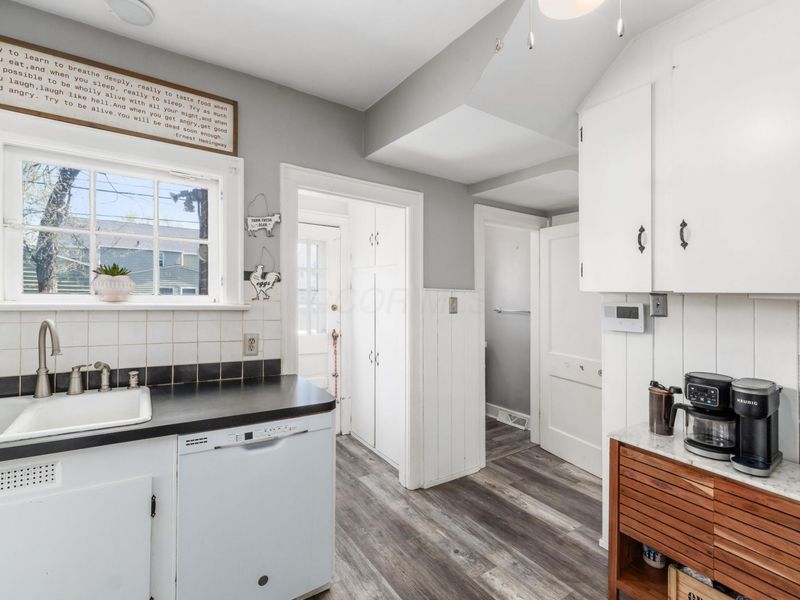 1942 Bedford Road, Upper Arlington, OH 43212 Photo 12