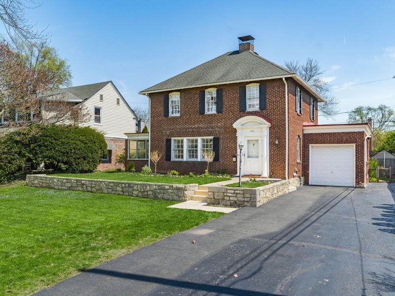 1942 Bedford Road, Upper Arlington, OH 43212 Photo 2