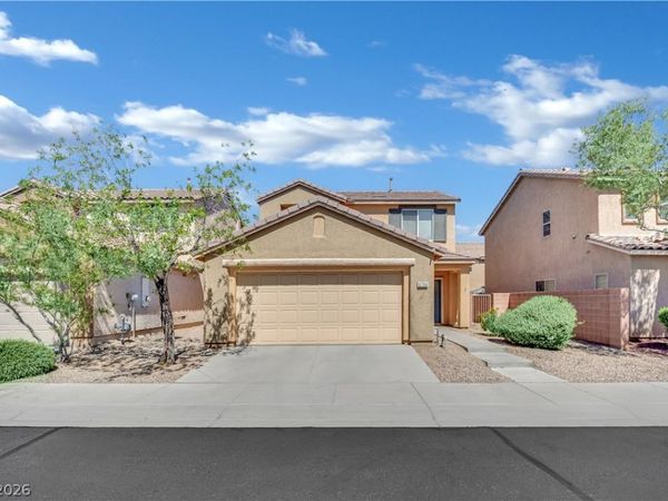 6704 Crystal Run Lane, Las Vegas, NV 89122