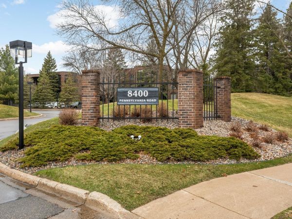 8400 Pennsylvania Road, Unit 130, Bloomington, MN 55438