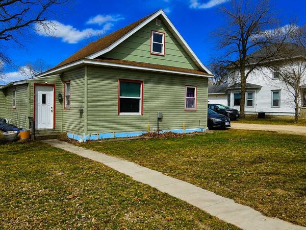 131 E Schlieman Avenue, Appleton, MN 56208