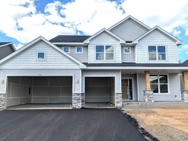 7546 Upper 42nd Street N, Oakdale, MN 55128