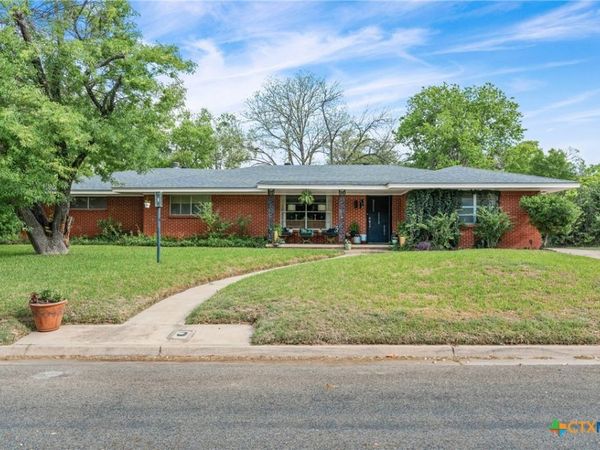 216 E 21st Avenue, Belton, TX 76513