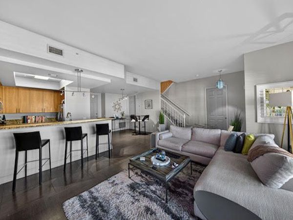 2633 NE 14th Avenue, Unit 111, Wilton Manors, FL 33334