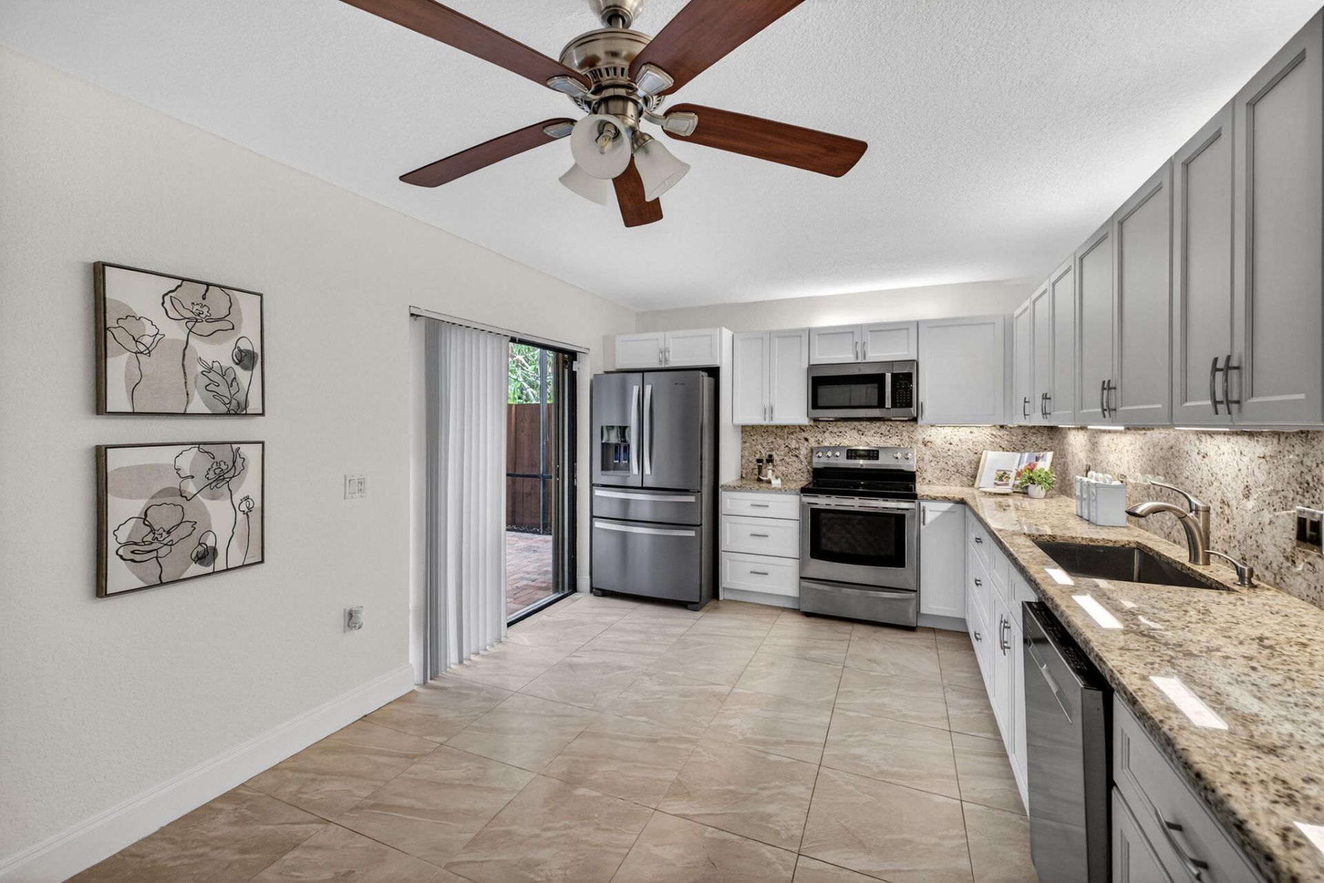 9101 SW 19th Place, Unit A, Davie, FL 33324 Photo