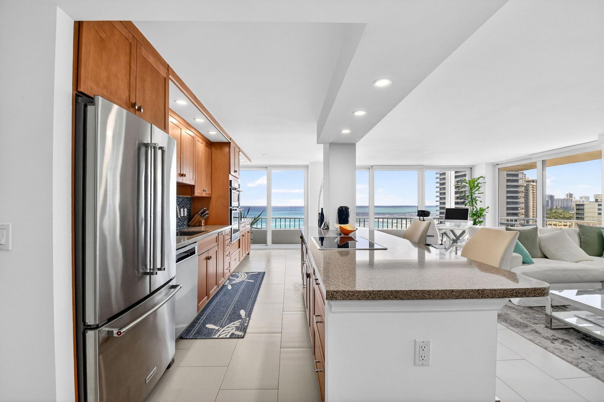 5540 N Ocean Drive, Unit 9b, Singer Island, FL 33404 Photo
