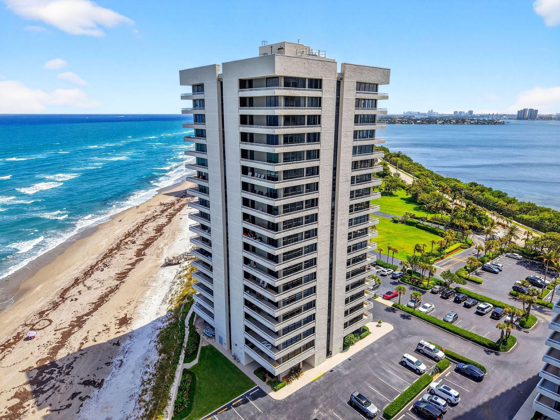 5540 N Ocean Drive, Unit 9b, Singer Island, FL 33404 Photo