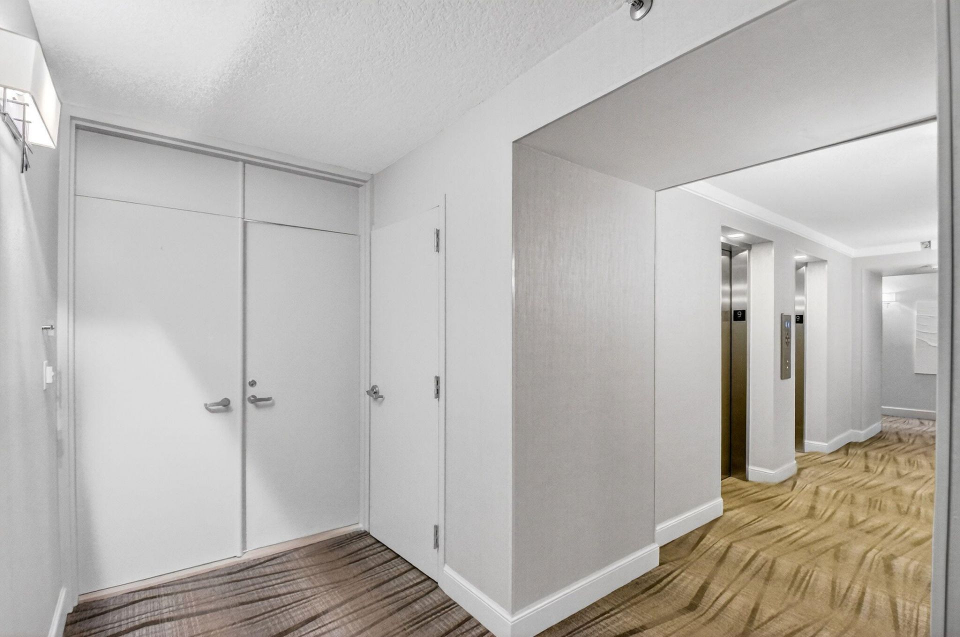 5540 N Ocean Drive, Unit 9b, Singer Island, FL 33404 Photo