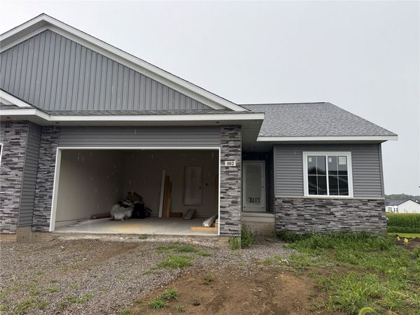 102 Kinsey Street, North Liberty, IA 52317