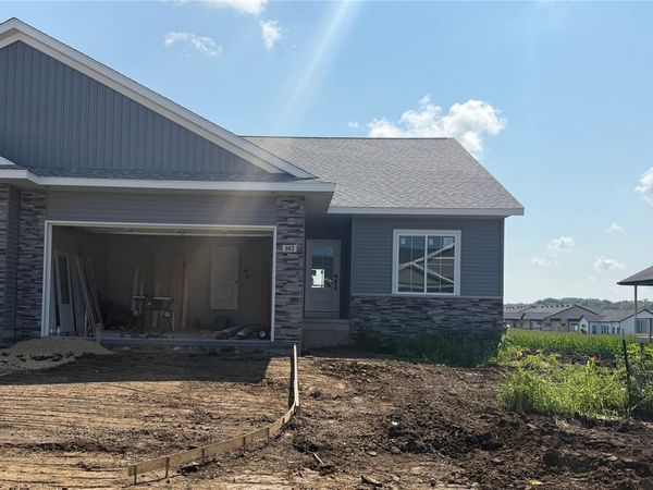 102 Kinsey Street, North Liberty, IA 52317