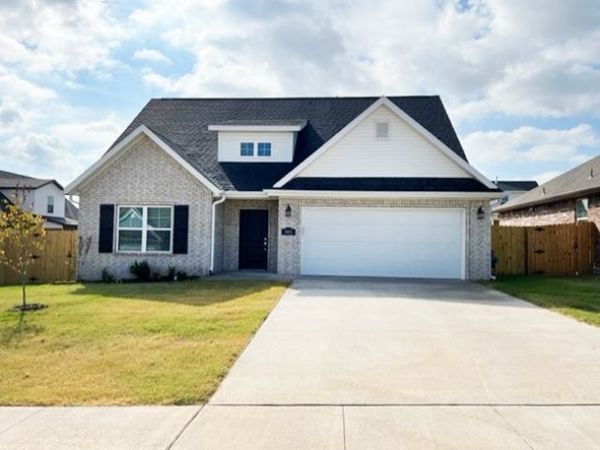 5805 SW Teppee Avenue , Bentonville, AR 72713