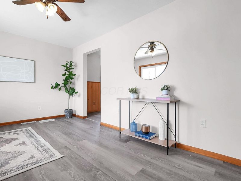 1728 Laurel Avenue, Columbus, OH 43223 Photo 4