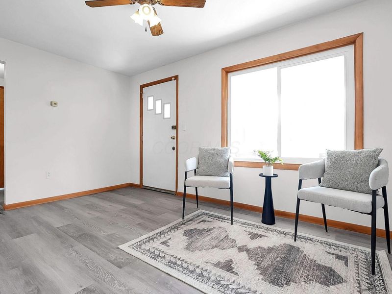 1728 Laurel Avenue, Columbus, OH 43223 Photo 5