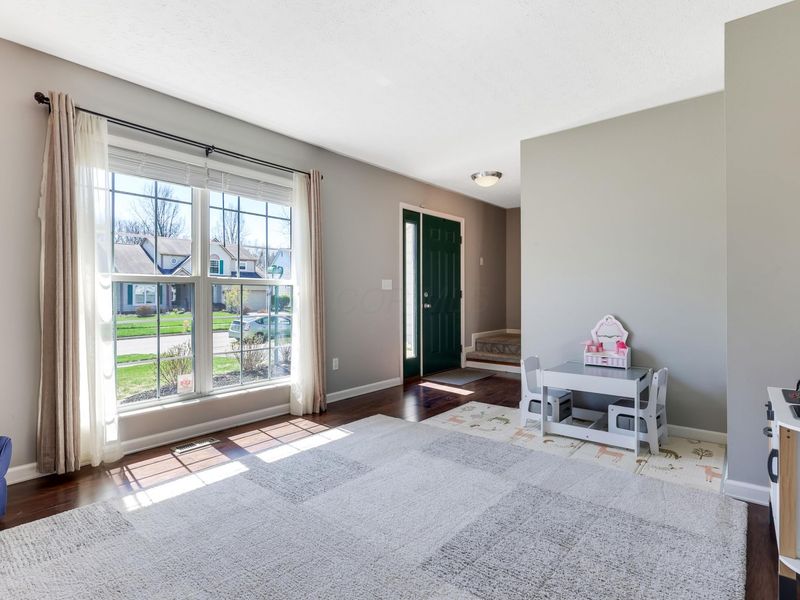 5679 Innisbrook Court, Westerville, OH 43082 Photo 6