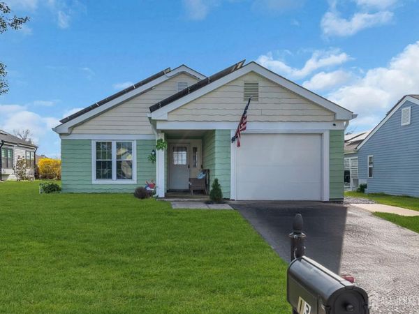 13 Newbury Row, Manchester Township, NJ 08759