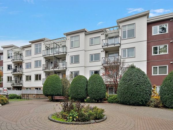 4394 West Saanich Rd, Unit 404, Saanich, BC V8Z 0B5