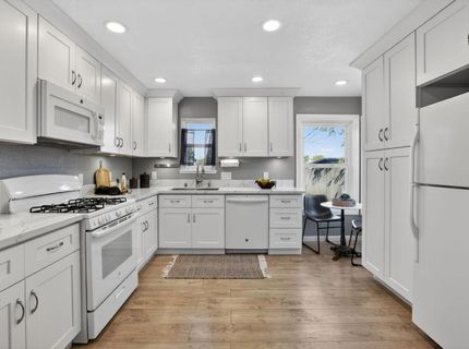 2321 Howe Ave, Sacramento, CA 95825 Photo