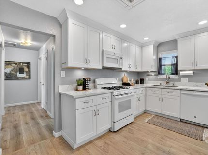 2321 Howe Ave, Sacramento, CA 95825 Photo