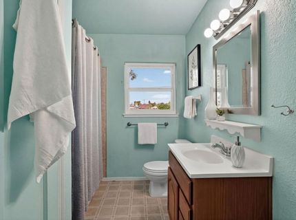 2321 Howe Ave, Sacramento, CA 95825 Photo