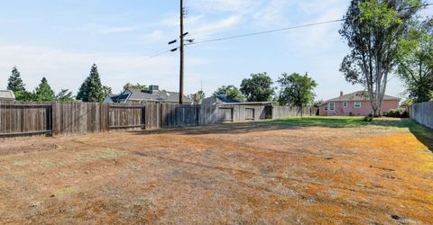 2321 Howe Ave, Sacramento, CA 95825 Photo