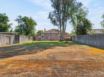 2321 Howe Ave, Sacramento, CA 95825 Photo